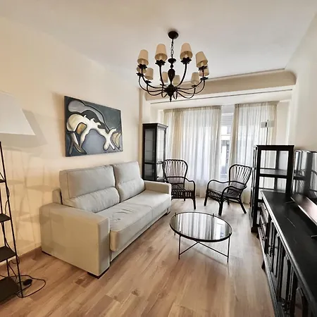 L Victoria Apartment *